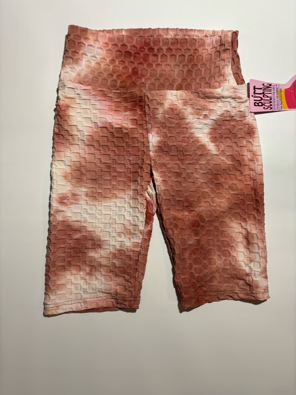 shosho Women's Tie-Dye Textured Bike Shorts in Rust and White